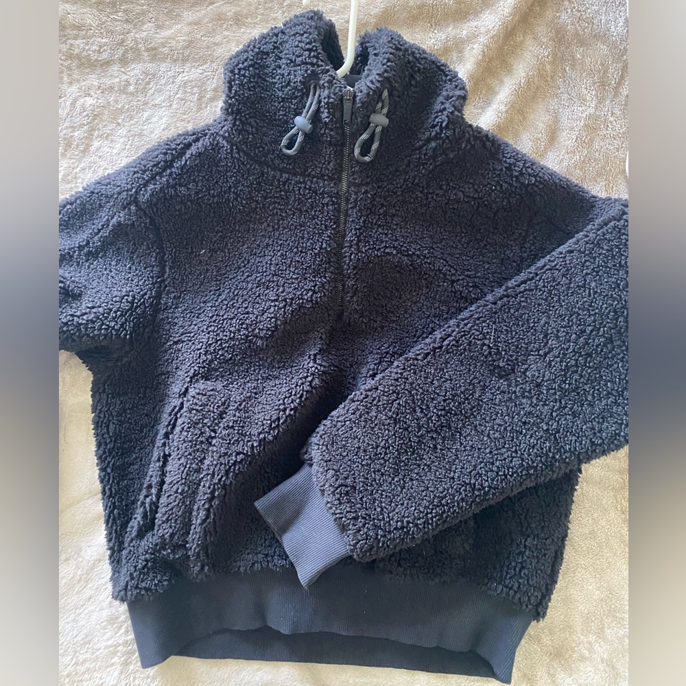 Women’s lululemon half-zip hoodie